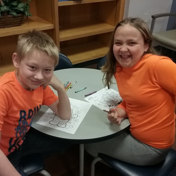 Meet your Posher, Crystal - Picture 1 of 1